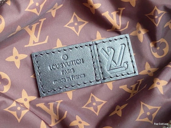 Rep ladies VUITTON LOUIS BUMBAG MAXI 0723